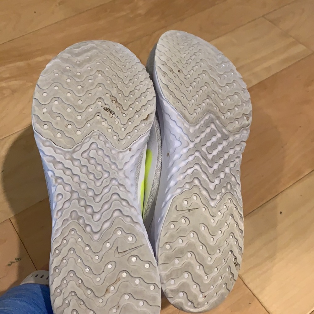 Nike Running Nike React Size 9 - image 4